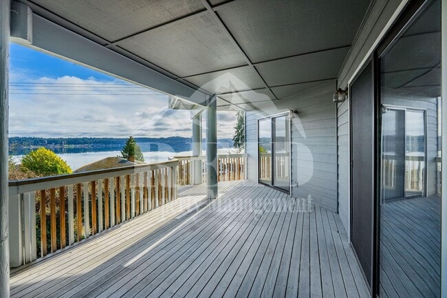 Building Photo - Water view 4 plex close to Silverdale and ...