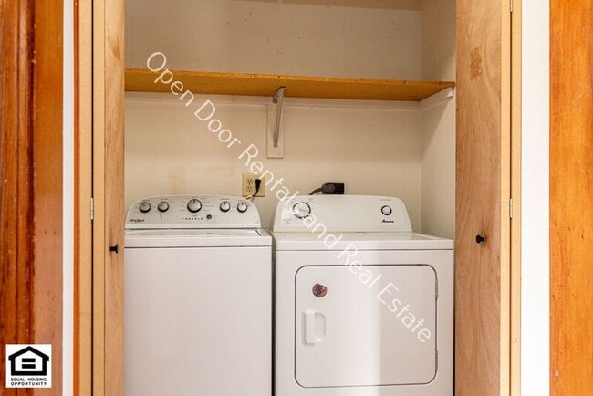 Building Photo - 1510 Fieldstone Dr