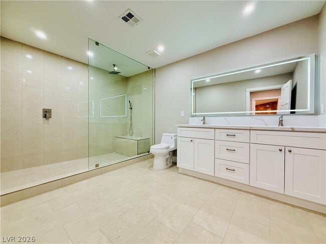 Building Photo - 3416 Cll Del Torre