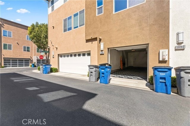 Building Photo - 1528 W Artesia Square