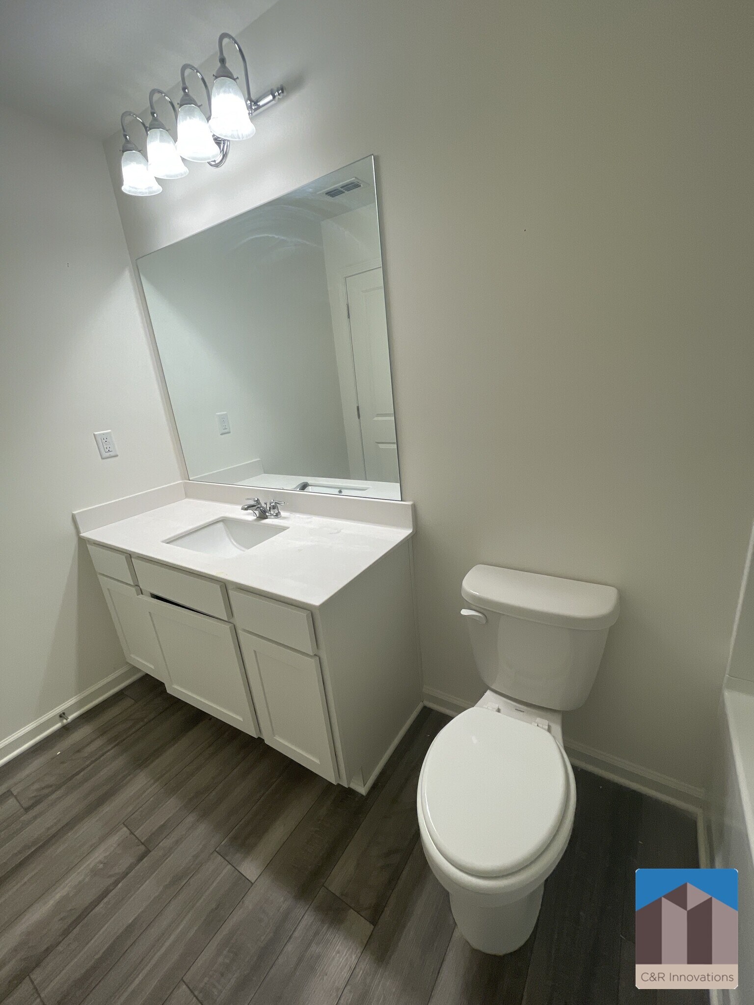 Building Photo - 3529 Condor Ct SW