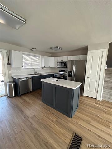 Building Photo - 9235 Clermont Dr