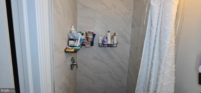 Building Photo - 7103 Greenvale Pkwy