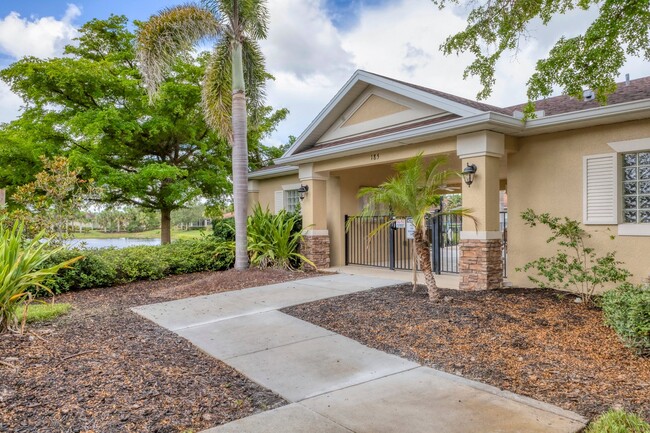 Building Photo - 2228 Terracina Dr