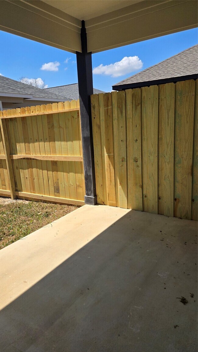 Building Photo - 3710 Harmony Ln