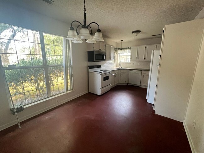 Building Photo - 3 Bedroom 2 Bath House in Hemmingwood - West Ashley