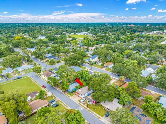 Building Photo - Fully Renovated 3-Bedroom, 2-Bathroom Home...
