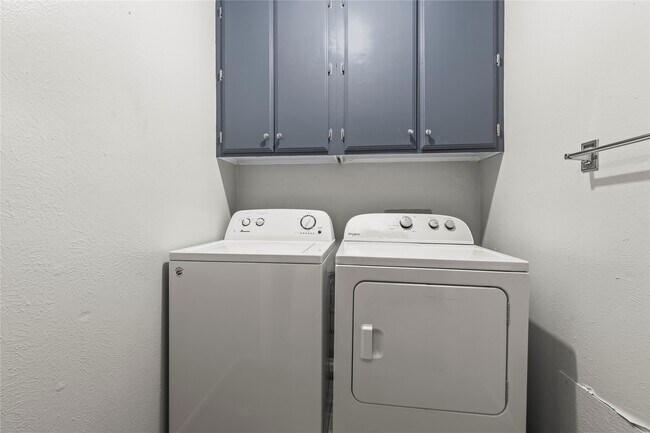 Building Photo - 1809 Westway Ave