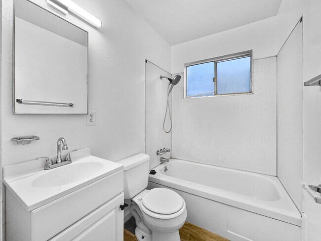 Building Photo - 2BR/1BA House w/ Fenced Yard + Garage In Carmichael