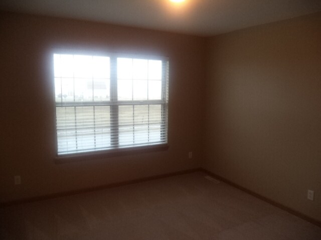 Building Photo - 561 Yosemite Ave