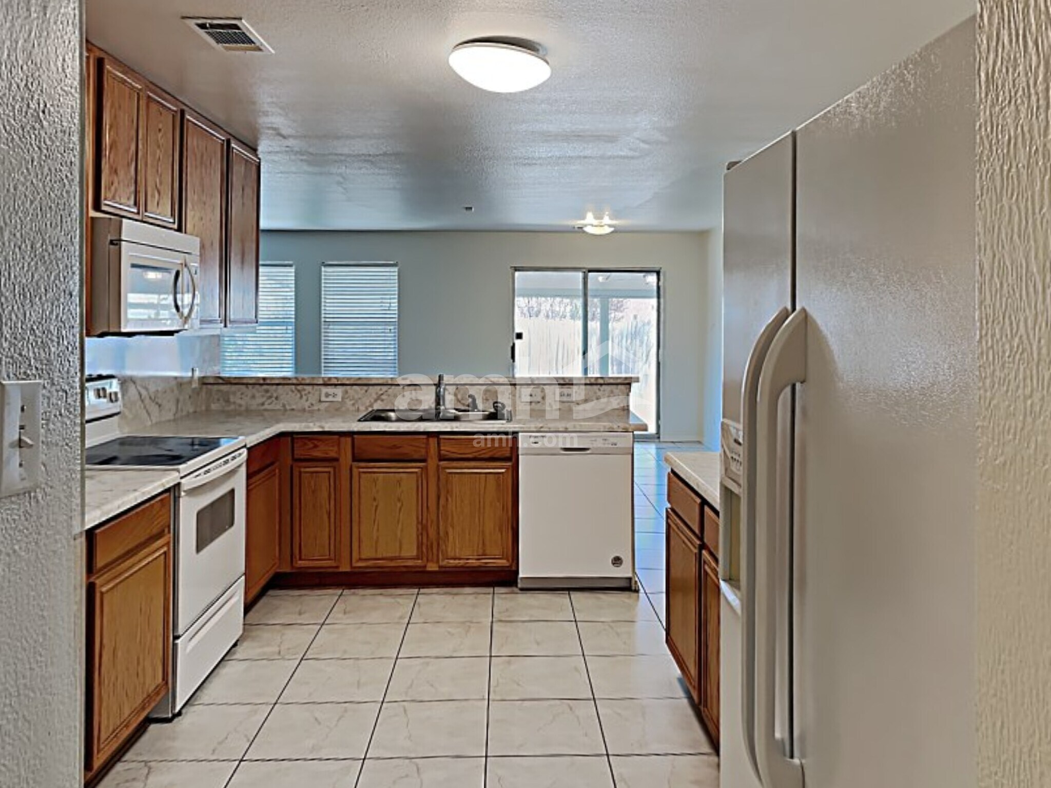 Building Photo - 5820 Bridal Trl