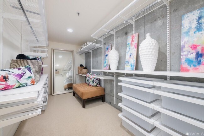 Building Photo - 200 Brannan St