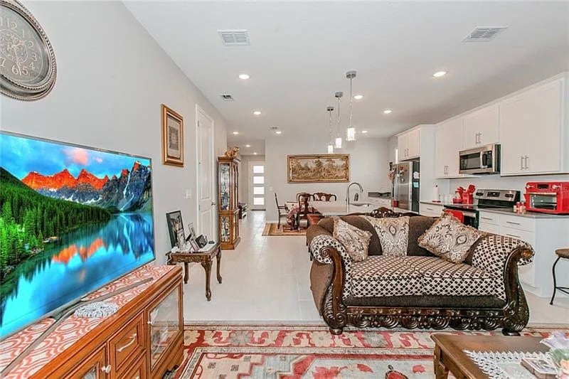 Building Photo - 1944 Chickasaw Blvd