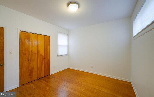 Building Photo - 1771 Swann St NW