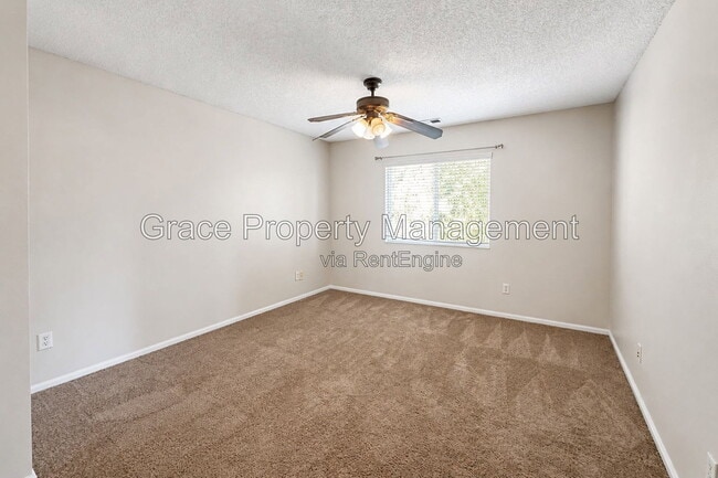 Building Photo - 5177 Pelican St