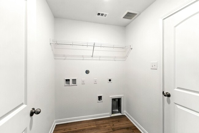 Building Photo - 1151 Amy Dr