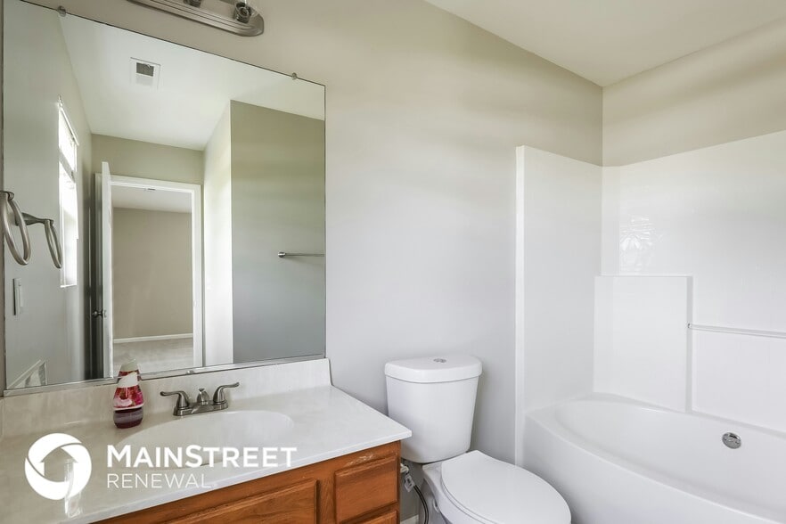 Building Photo - 3250 Trenchard Ln