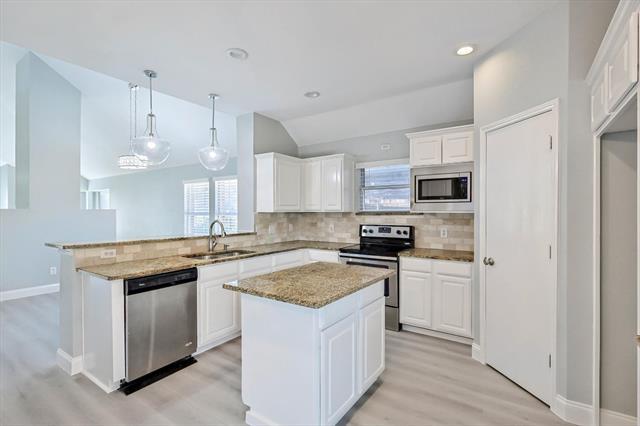 Building Photo - 7612 Sunburst Trail