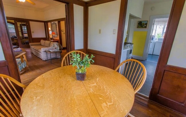 Building Photo - Beautiful Southside Los Banos Rental
