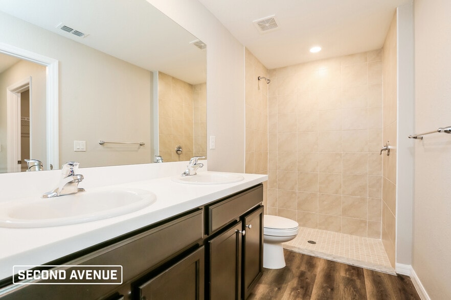 Building Photo - 3714 17th St SW