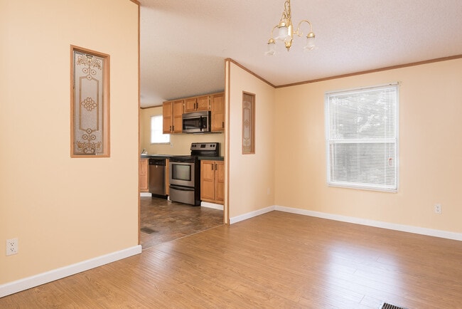 Building Photo - 7606 Hunters Ridge Way