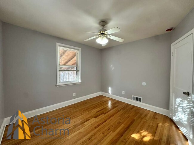 Building Photo - 3519 Rosekemp Ave