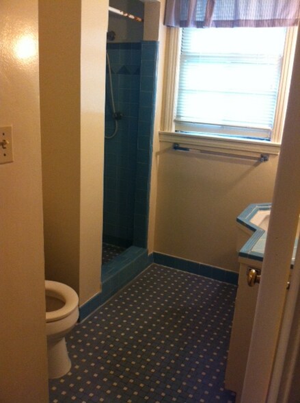 Building Photo - 1123 14th St