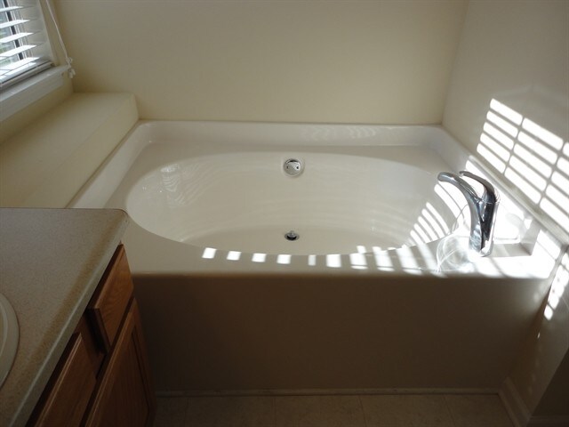 Building Photo - 4669 Liberty Square Dr