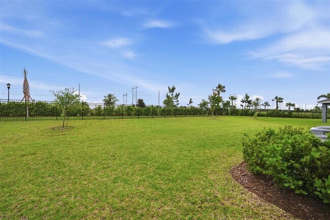 Building Photo - 6396 Roadstead Ct