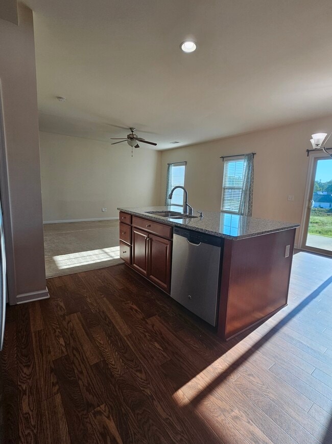 Building Photo - 308 Corday Ln