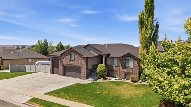 Building Photo - 3087 N 1075 W