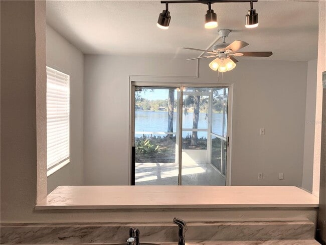 Building Photo - 7150 E Bank Dr