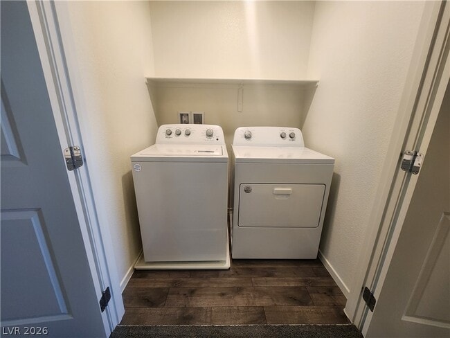 Building Photo - 7885 Sailor Sam Ave