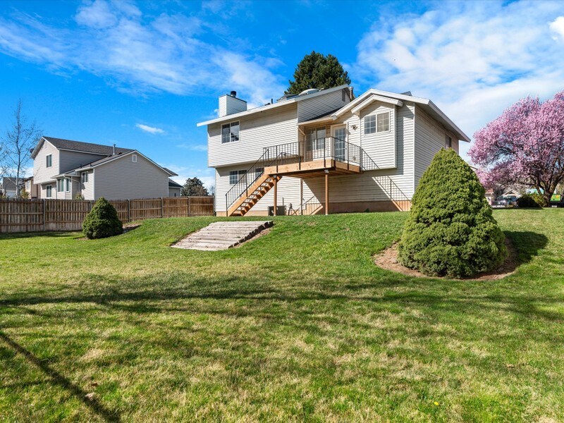 Building Photo - 2164 N 1450 E
