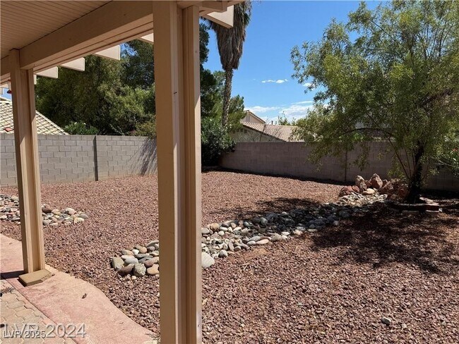 Building Photo - 7804 Idle Spring Ct