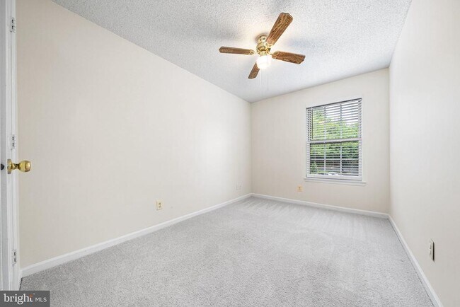 Building Photo - 12109 Green Ledge Ct