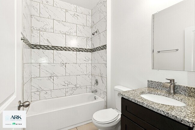 Building Photo - 16673 SW 21 Cir