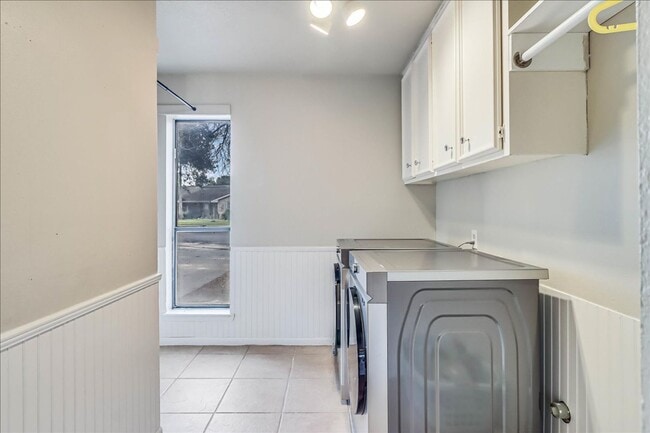 Building Photo - 5518 Sarazen Dr