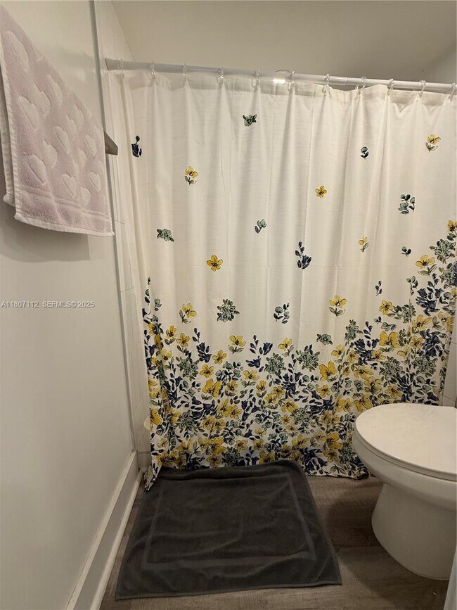 Building Photo - 2634 SE 21st Ct