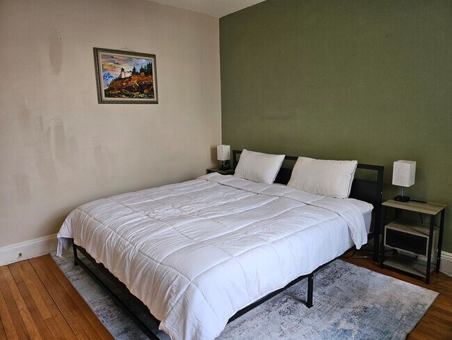 Building Photo - 355 Chestnut Hill Ave