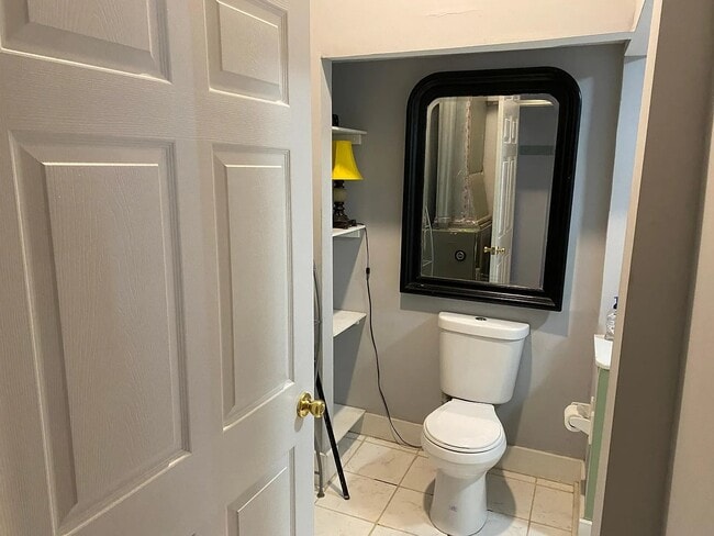 Building Photo - 1269 S Jackson St