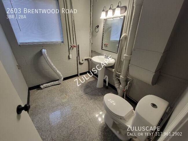 Building Photo - 2603 Brentwood Rd