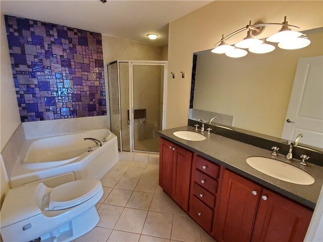 Building Photo - 285 Centennial Olympic Park Dr NW