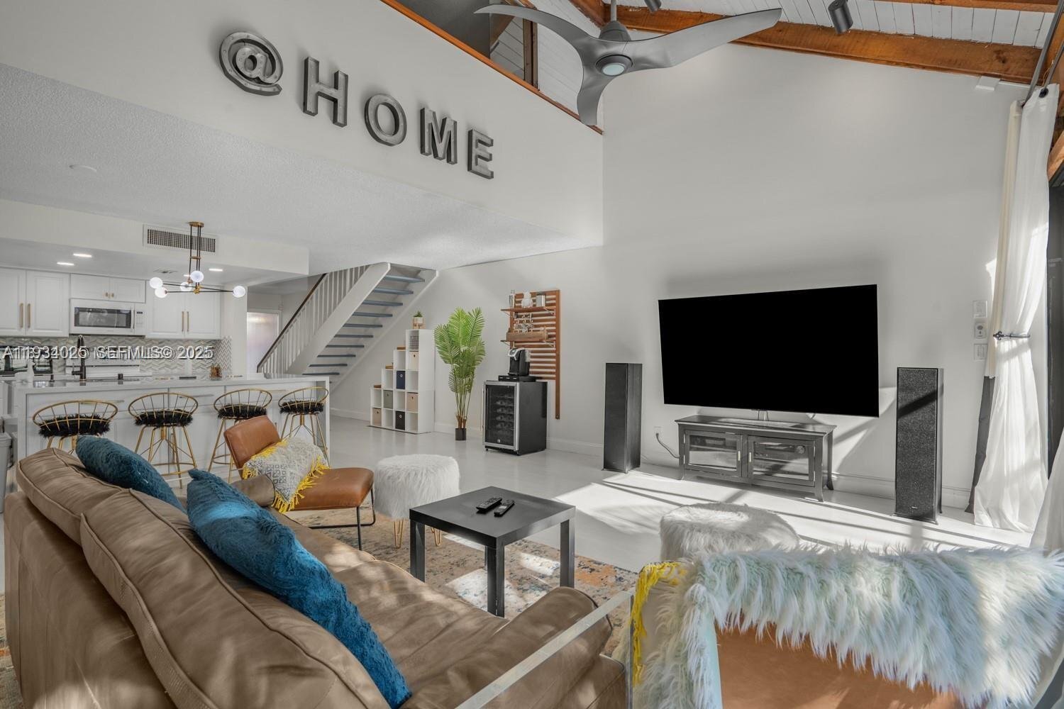 Building Photo - 1281 W Fairway Rd