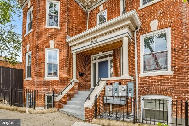 Building Photo - 1614 Kilbourne Pl NW