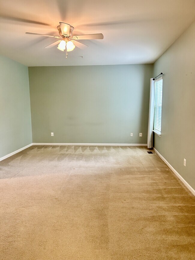 Building Photo - 43973 Swift Fox Dr