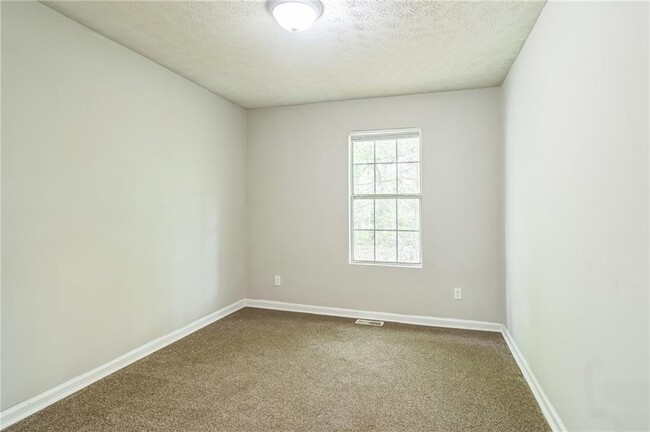 Building Photo - 5638 Fair Creek Way