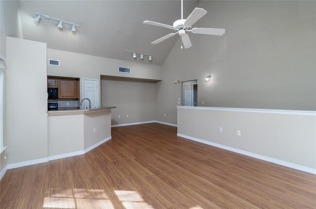 Building Photo - 5500 Rosehill Rd