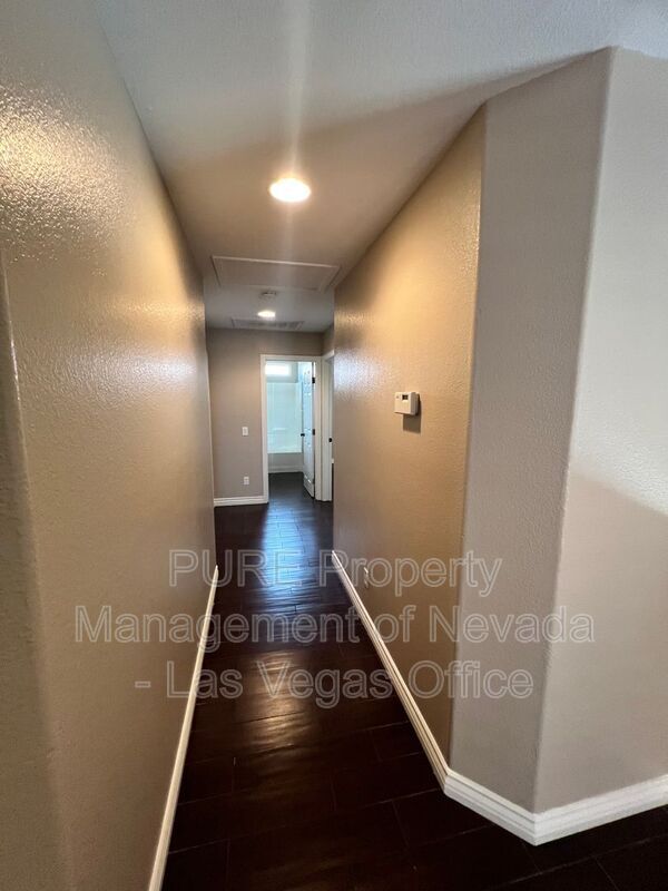 Building Photo - 5308 Las Cruces Heights St