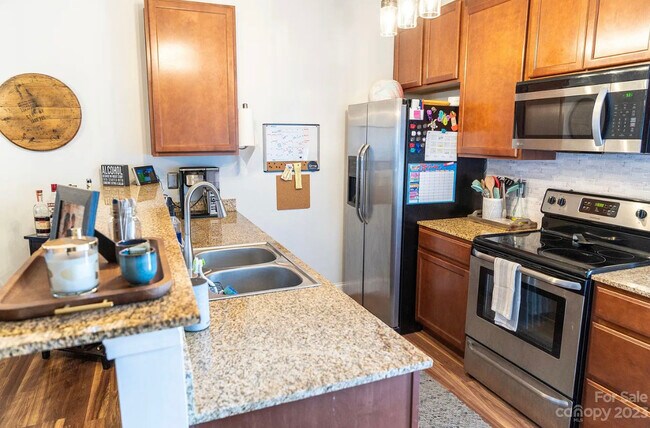 Building Photo - 12558 McGrath Dr